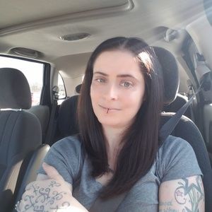 Meet your Posher, Kim